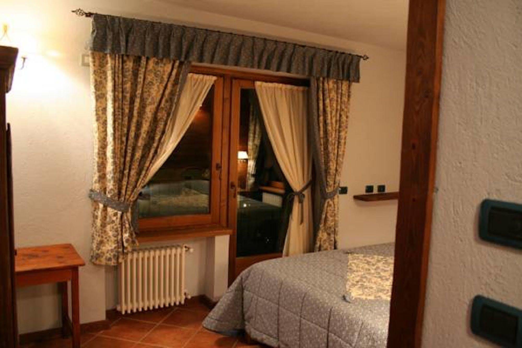 La Maisonnette 몬트조베트 외부 사진